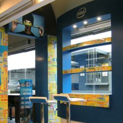 Diseño de punto de venta – Intel Shop in Shop – Arq. Andrea Gobbi