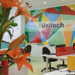 Diseño de oficina para empresas – Unitech Labs – Inés Calamante